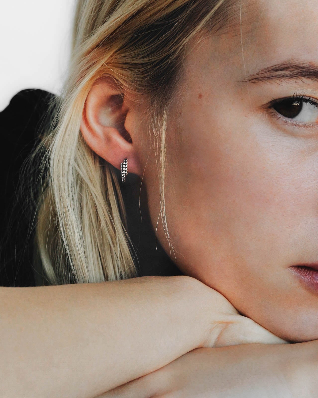 925 Silver - Brielle Hoops