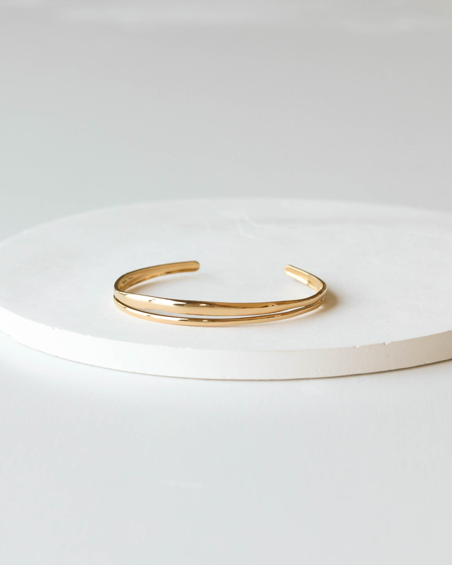 18K Gold Bangle